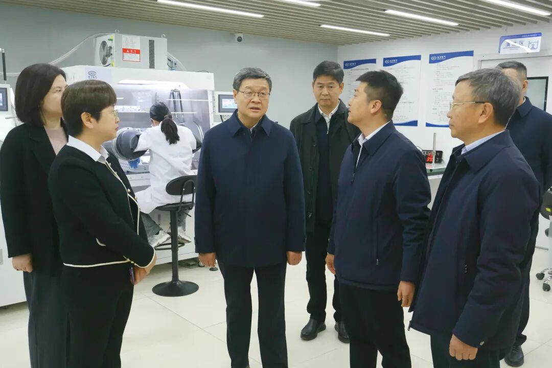 712FE6962EF2894566837C58E2E_AC4E2BB3_15428