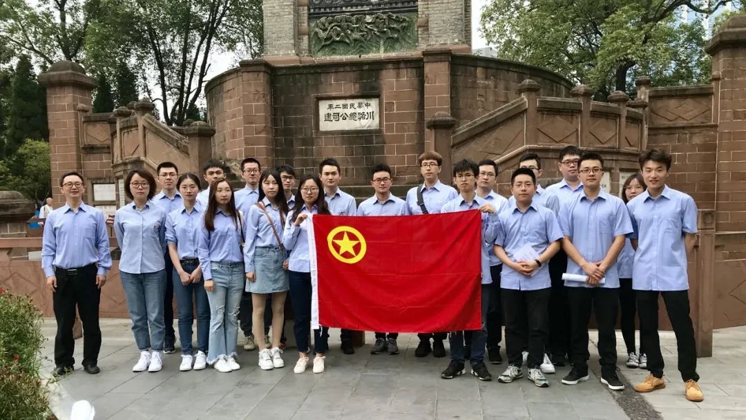 6BDF0EDF0E4DF49624535F7968E_EE548C55_25DEA