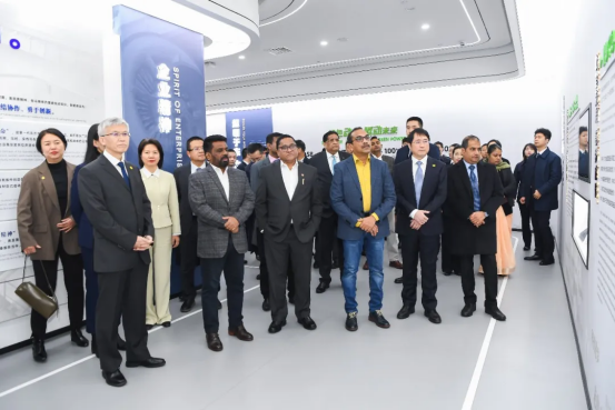 D3927F5BB968FB7F80D40812225_F80D472E_C7B4A