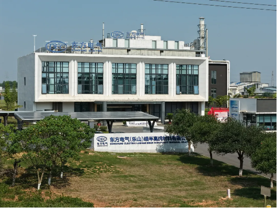 03DD80273B0407544F33B85EB9B_06A74644_E18C0