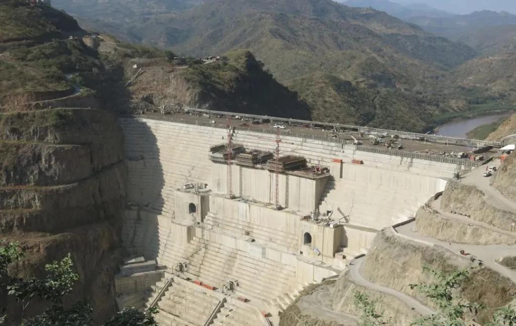 8CDF90FA49157C07ED66E3A2215_09B51432_1772C