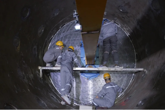 5B0A9EFD4B8AA15F799BA41980A_F33A00BD_21677